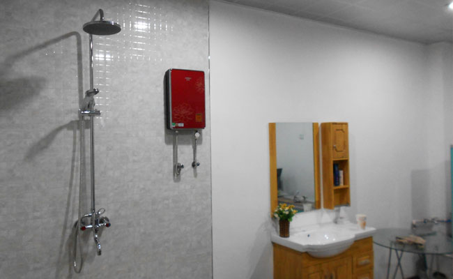 即熱式電熱水器體驗館